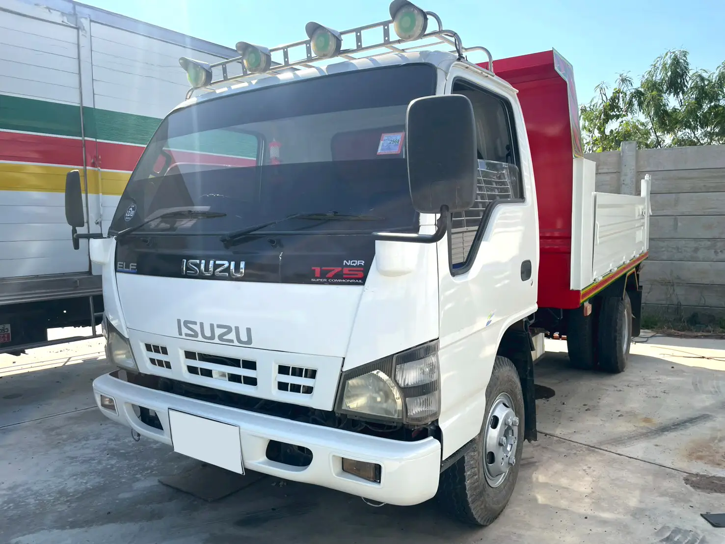 ISUZU NQR75 175 แรง ปี 49 6 ล้อดั้ม