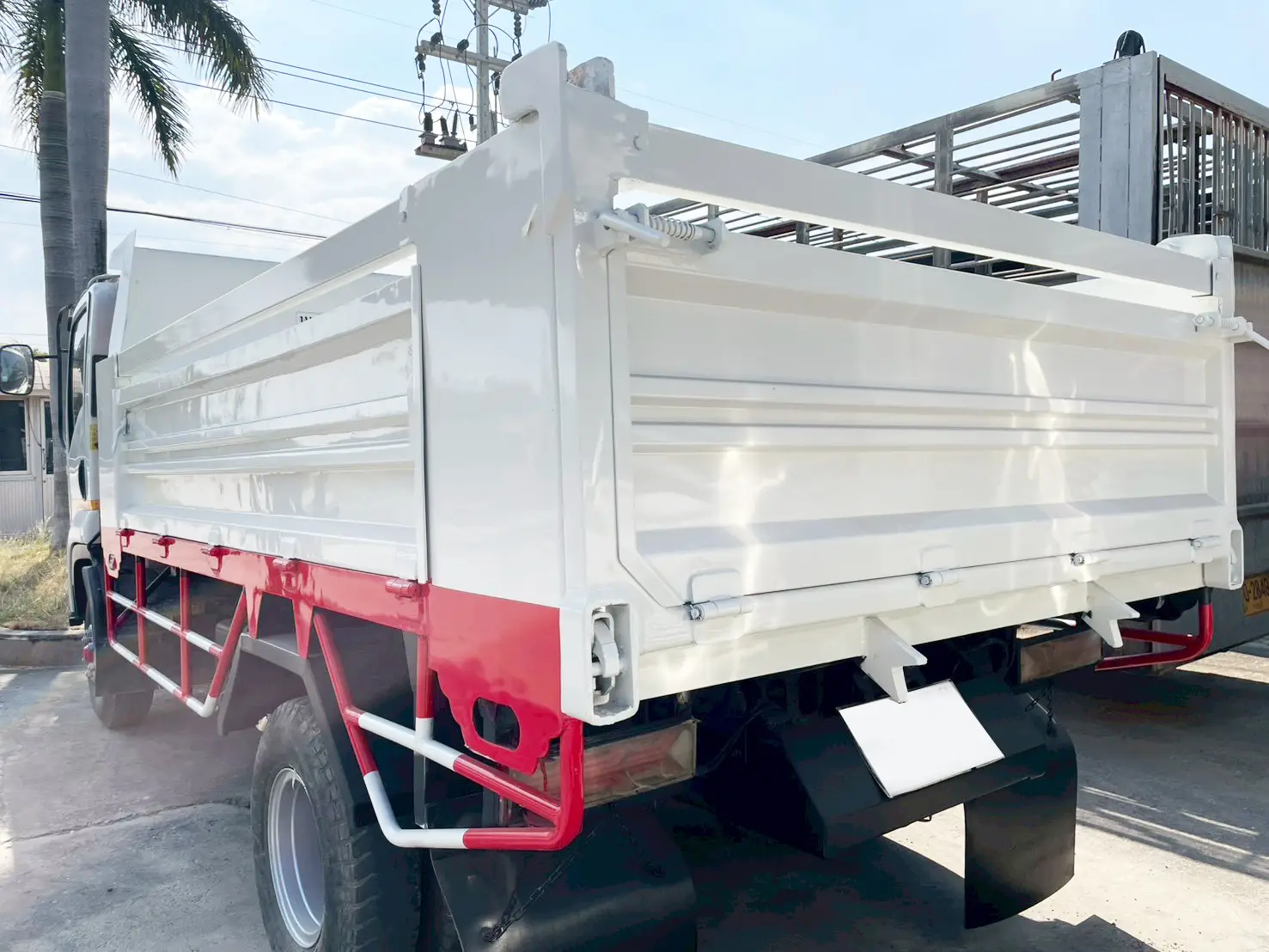 ISUZU FRR90 210 แรง ปี 57
