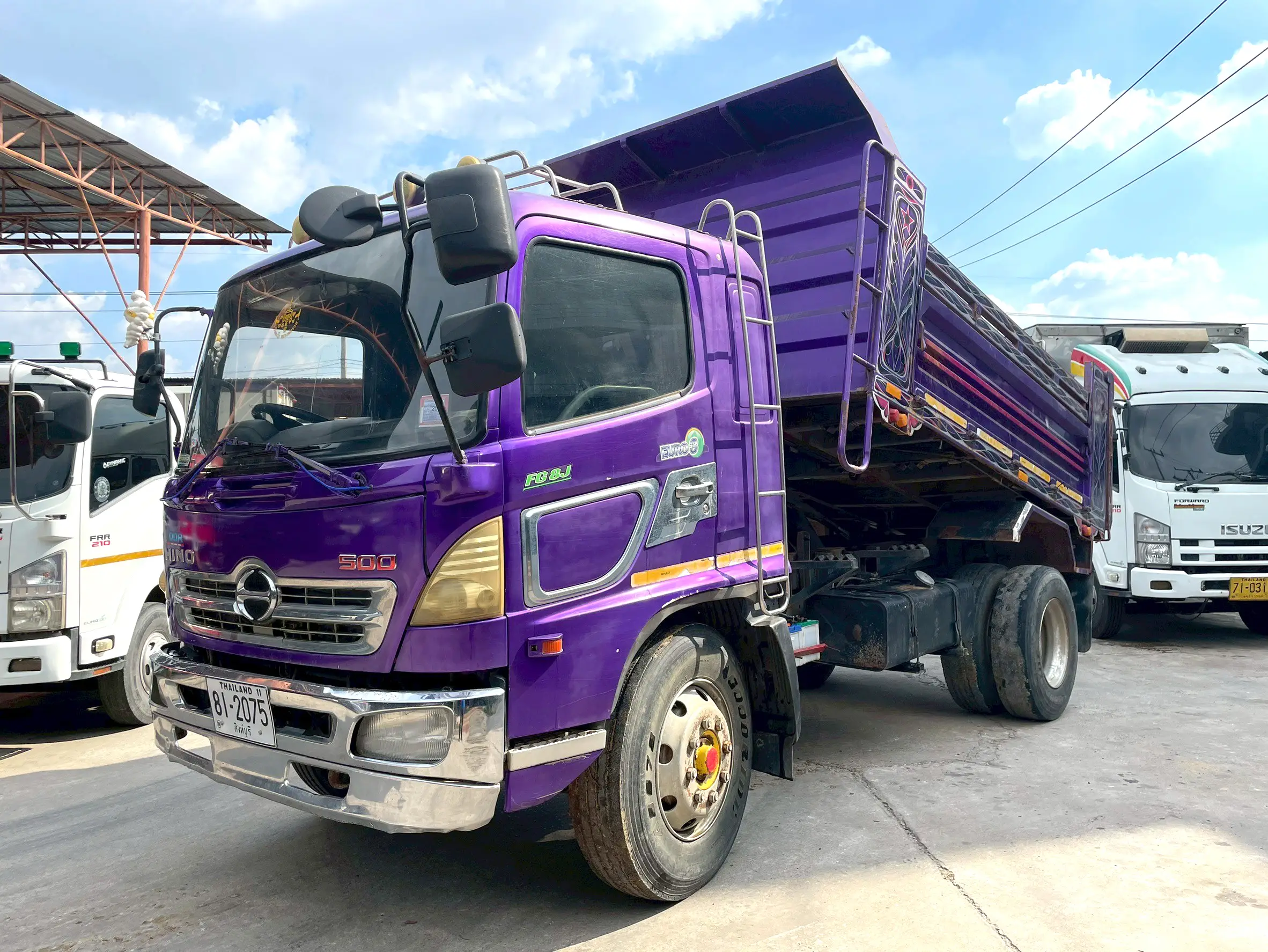 6 ล้อดั้ม HINO FG1J 240 แรง ปี 50  สีม่วง