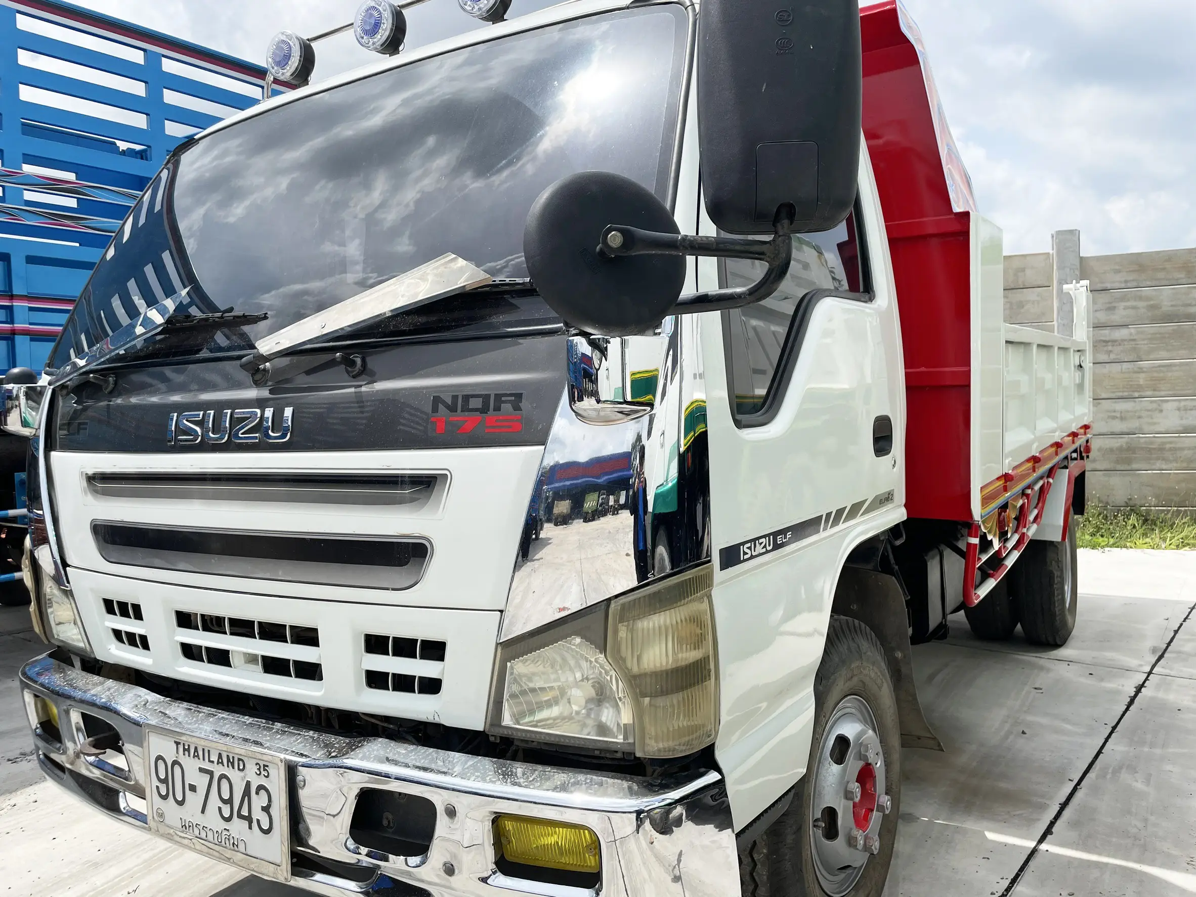 ISUZU NQR 175 แรง ปี 54