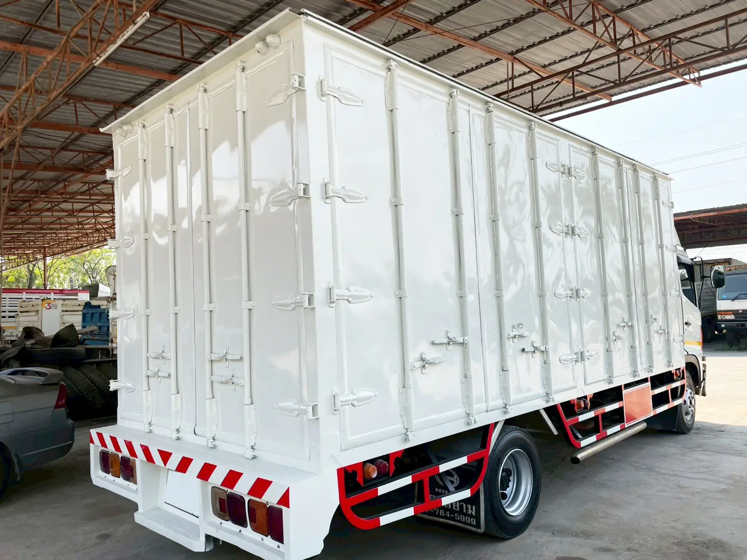 HINO FC9J 145 แรง ปี 54  6 ล้อ ตู้บรรทุก