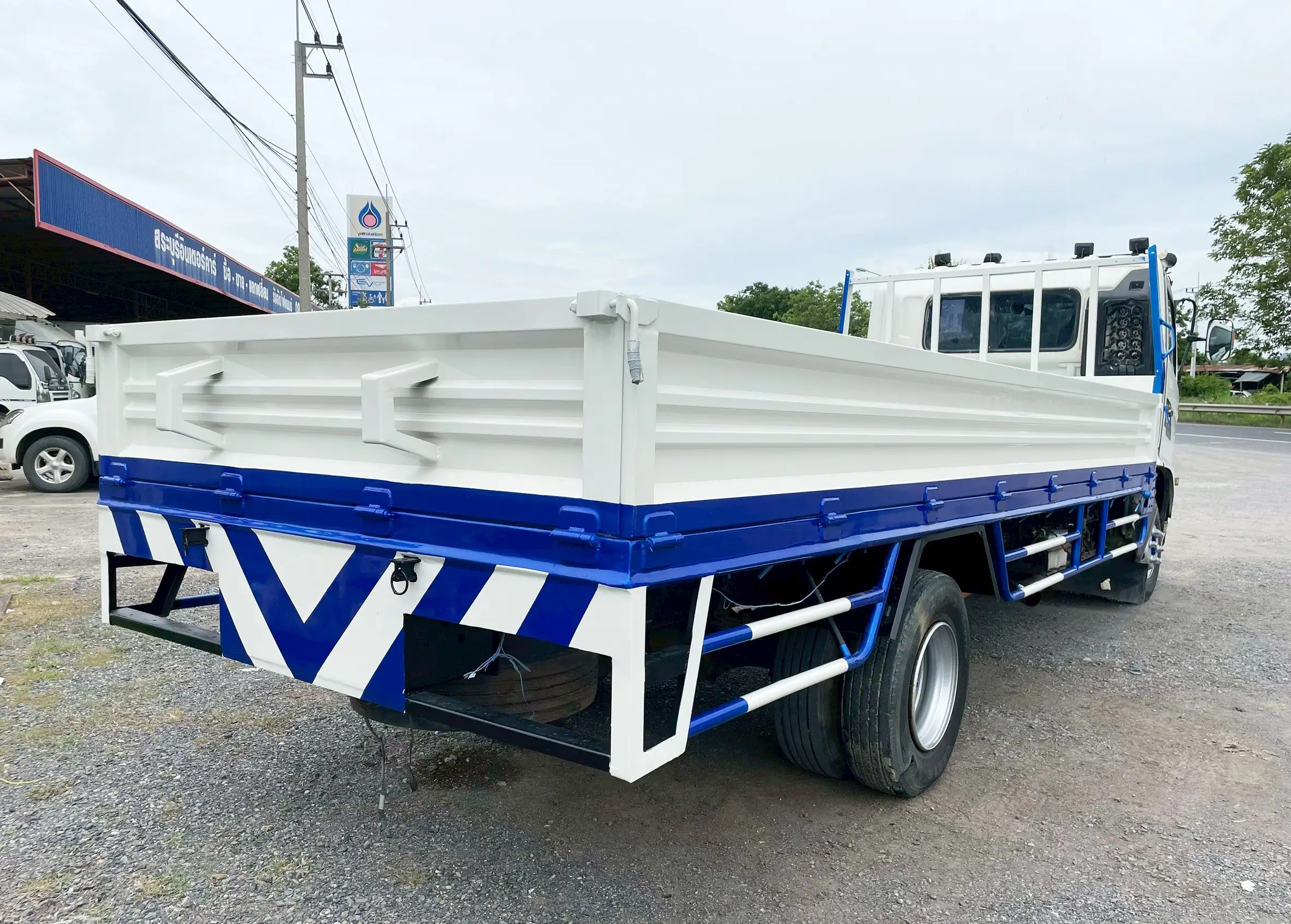 HINO FC9J 145 แรง ปี 55 6 ล้อ อเนกประสงค์