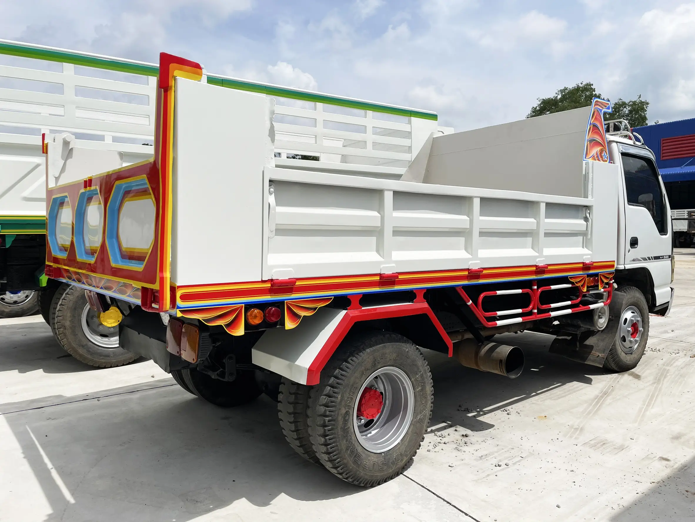 ISUZU NQR 175 แรง ปี 54