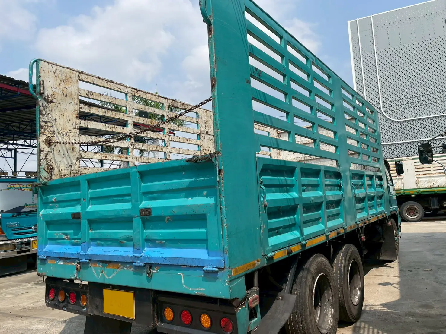 ISUZU FL3H  195 แรง ปี 42 10 ล้อคอกสูง
