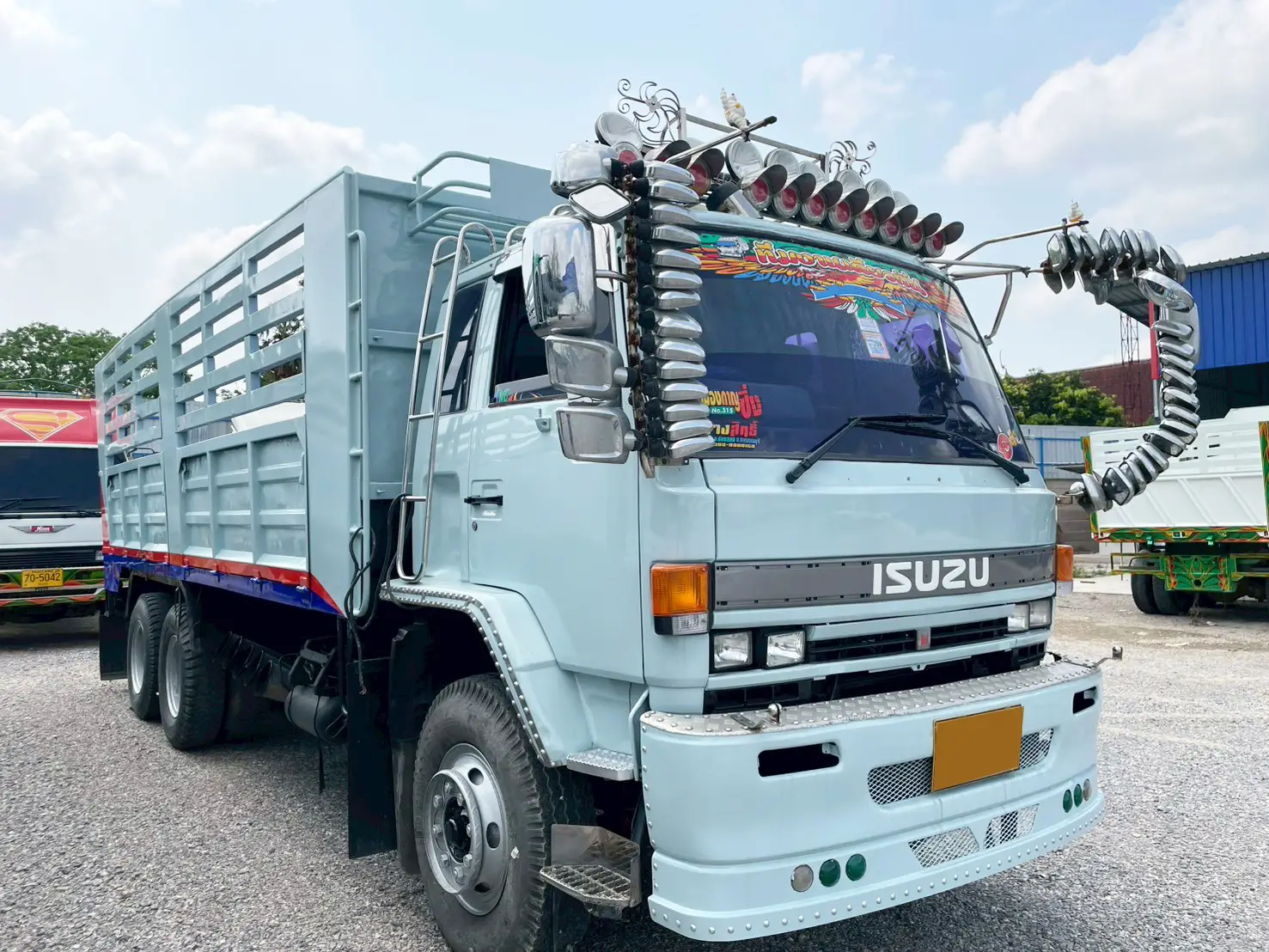 ISUZU FVM  195 แรง ปี 37 10 ล้อ