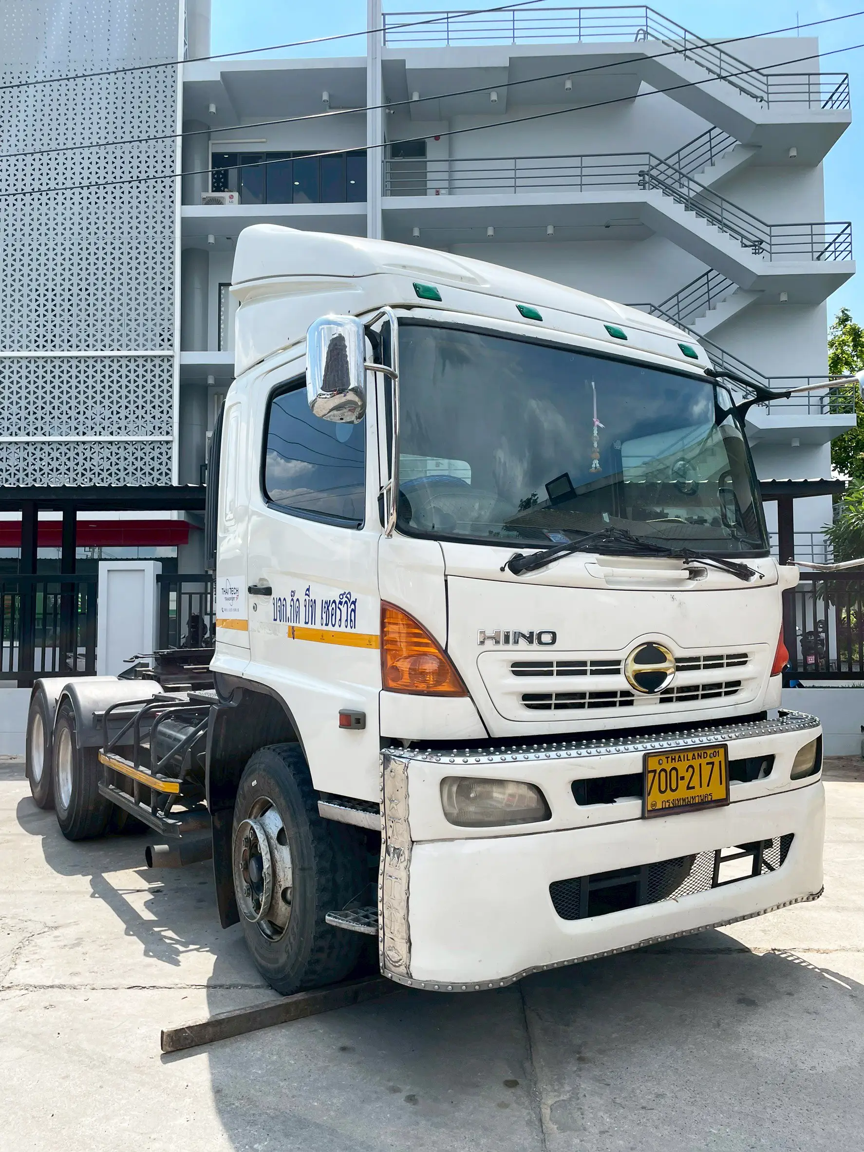 10 หัวลาก  HINO FM2P 314 แรง ปี 48