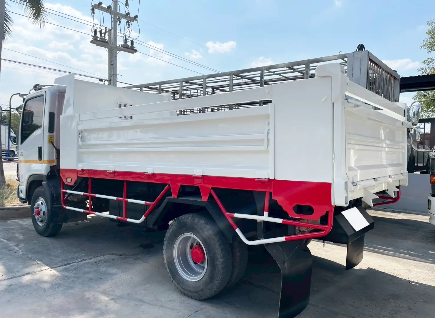 ISUZU FRR90 210 แรง ปี 57