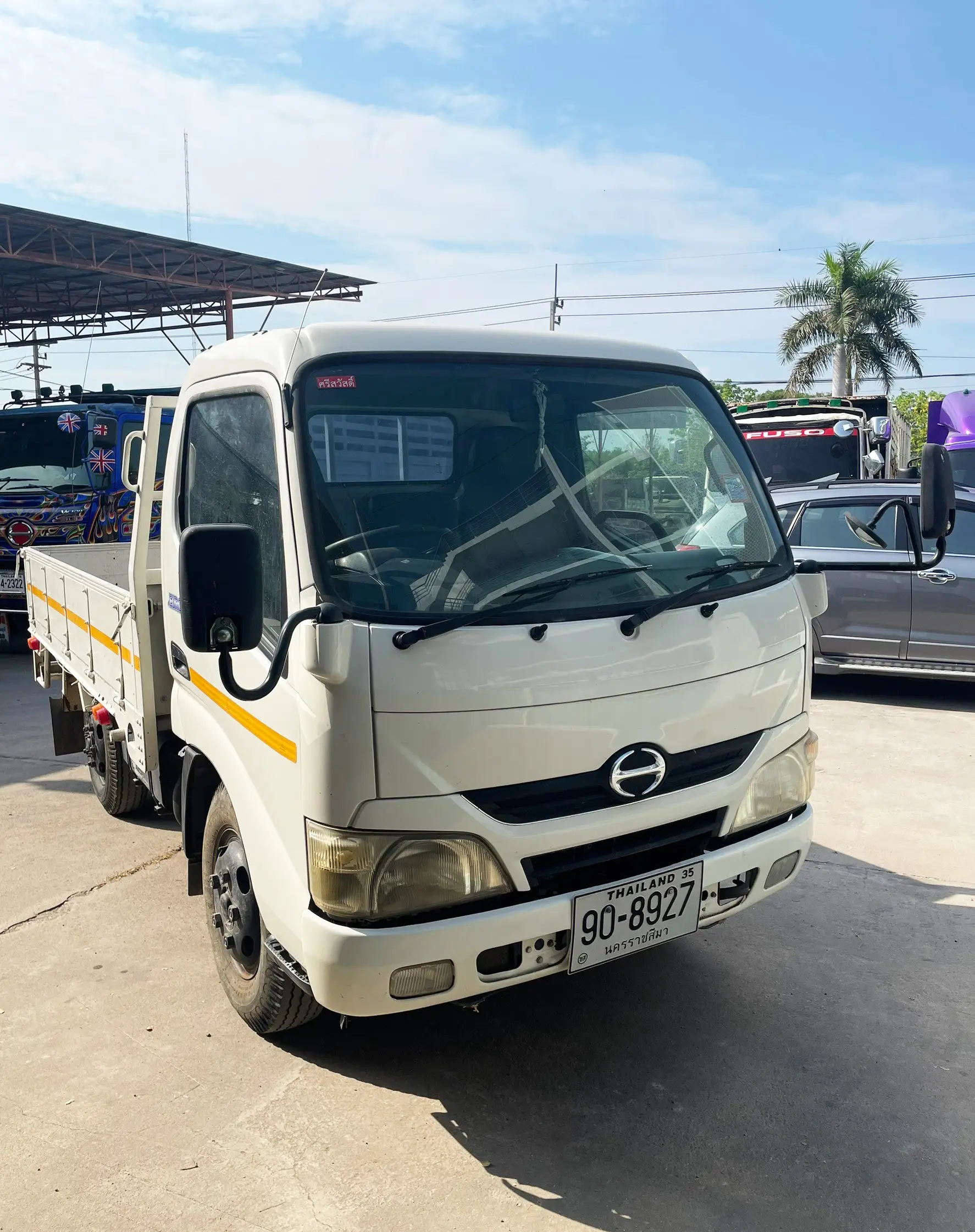 4 ล้อ เอนกประสงค์  HINO XZU 136 แรง ปี 57