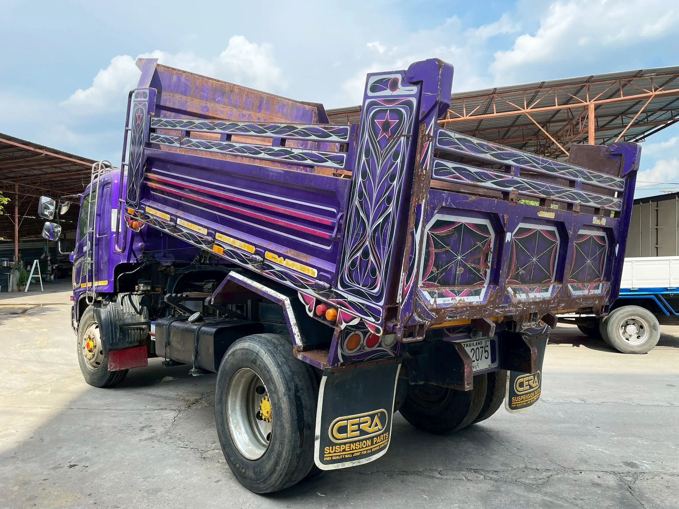 6 ล้อดั้ม HINO FG1J 240 แรง ปี 50  สีม่วง